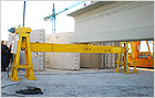 USEFUL FOR THE PRECAST INDUSTRY. Axle stands self-discharge for handling campaign beams (France)